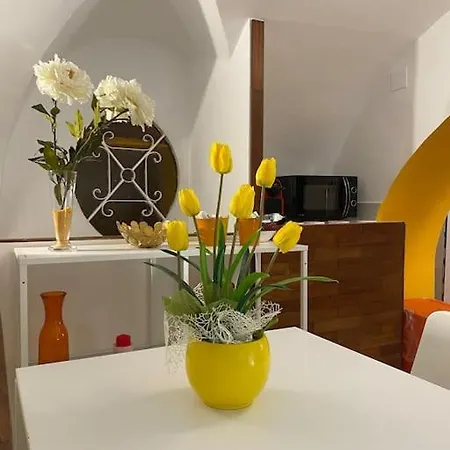 Lejlighed Casa Vacanze Luca Intero Alloggio *