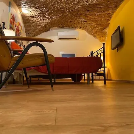Lejlighed Casa Vacanze Luca Intero Alloggio *